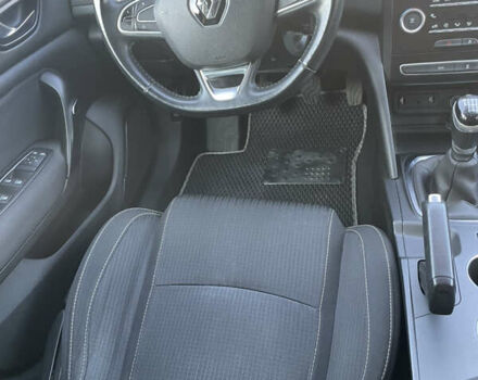 Серый Рено Меган, объемом двигателя 1.46 л и пробегом 186 тыс. км за 13300 $, фото 18 на Automoto.ua