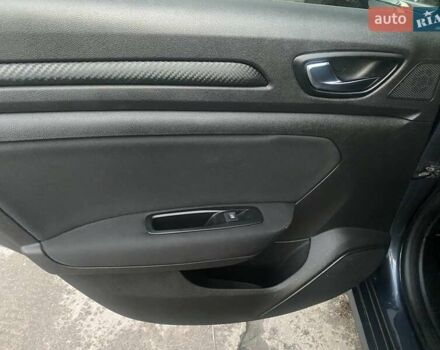 Сірий Рено Меган, об'ємом двигуна 1.46 л та пробігом 235 тис. км за 12000 $, фото 37 на Automoto.ua