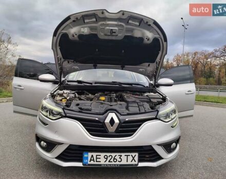 Сірий Рено Меган, об'ємом двигуна 1.46 л та пробігом 198 тис. км за 12588 $, фото 20 на Automoto.ua