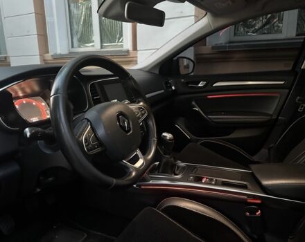 Серый Рено Меган, объемом двигателя 1.5 л и пробегом 170 тыс. км за 13900 $, фото 4 на Automoto.ua