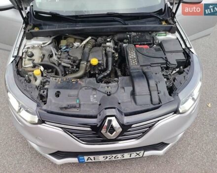 Сірий Рено Меган, об'ємом двигуна 1.46 л та пробігом 198 тис. км за 12588 $, фото 23 на Automoto.ua