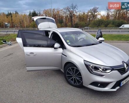 Сірий Рено Меган, об'ємом двигуна 1.46 л та пробігом 198 тис. км за 12588 $, фото 29 на Automoto.ua