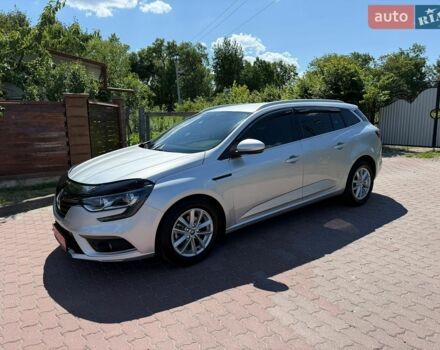 Сірий Рено Меган, об'ємом двигуна 1.46 л та пробігом 153 тис. км за 12350 $, фото 1 на Automoto.ua