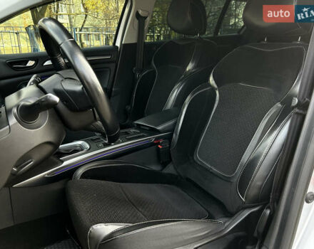 Серый Рено Меган, объемом двигателя 1.46 л и пробегом 262 тыс. км за 13999 $, фото 17 на Automoto.ua