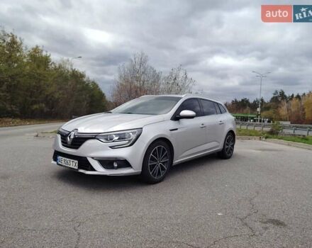 Сірий Рено Меган, об'ємом двигуна 1.46 л та пробігом 198 тис. км за 12588 $, фото 2 на Automoto.ua