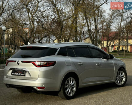 Серый Рено Меган, объемом двигателя 1.46 л и пробегом 262 тыс. км за 13999 $, фото 4 на Automoto.ua