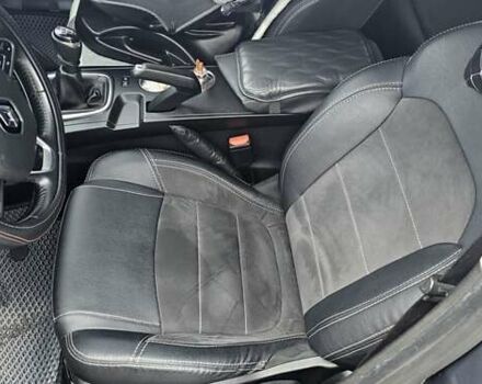 Сірий Рено Меган, об'ємом двигуна 1.5 л та пробігом 197 тис. км за 13000 $, фото 21 на Automoto.ua