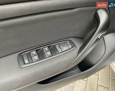 Сірий Рено Меган, об'ємом двигуна 1.5 л та пробігом 217 тис. км за 13550 $, фото 29 на Automoto.ua