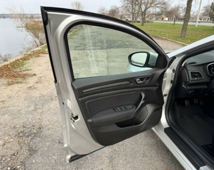 Серый Рено Меган, объемом двигателя 1.5 л и пробегом 165 тыс. км за 13800 $, фото 9 на Automoto.ua