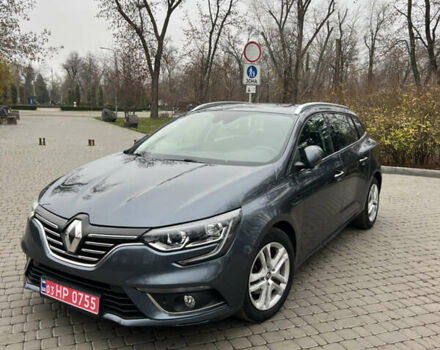 Серый Рено Меган, объемом двигателя 0 л и пробегом 174 тыс. км за 15100 $, фото 4 на Automoto.ua