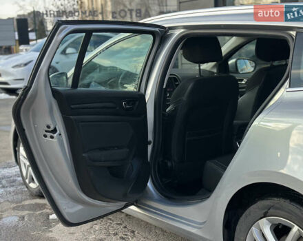 Серый Рено Меган, объемом двигателя 1.46 л и пробегом 188 тыс. км за 13999 $, фото 39 на Automoto.ua