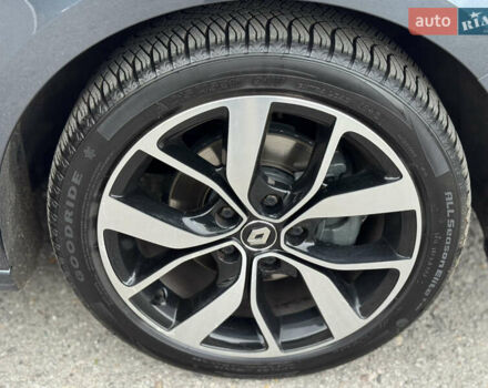 Серый Рено Меган, объемом двигателя 1.5 л и пробегом 178 тыс. км за 13900 $, фото 67 на Automoto.ua