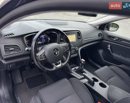 Серый Рено Меган, объемом двигателя 1.5 л и пробегом 178 тыс. км за 13900 $, фото 79 на Automoto.ua