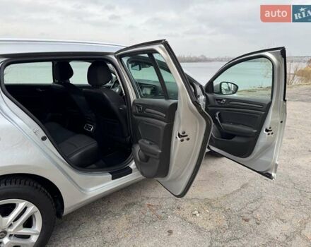 Серый Рено Меган, объемом двигателя 1.5 л и пробегом 165 тыс. км за 13900 $, фото 28 на Automoto.ua