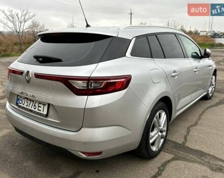 Серый Рено Меган, объемом двигателя 1.46 л и пробегом 220 тыс. км за 12700 $, фото 1 на Automoto.ua