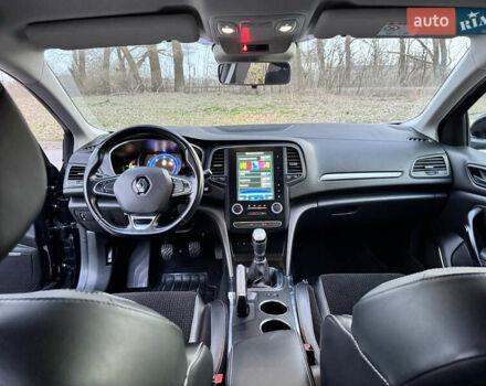 Рено Меган 2018 в Нежине на Automoto.ua Серый Рено Меган, объемом двигателя 1.5 л и пробегом 183 тыс. км за 15500 $, фото 4 на Automoto.ua