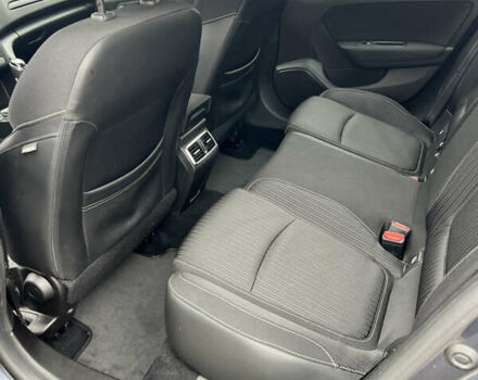 Серый Рено Меган, объемом двигателя 0 л и пробегом 174 тыс. км за 15100 $, фото 27 на Automoto.ua