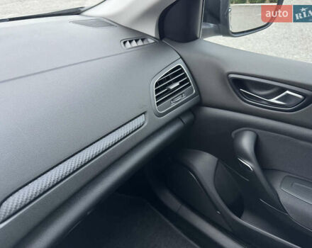 Серый Рено Меган, объемом двигателя 1.5 л и пробегом 178 тыс. км за 13900 $, фото 116 на Automoto.ua