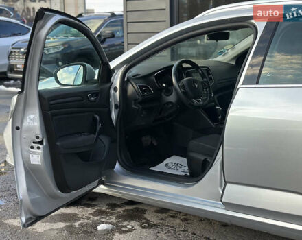 Серый Рено Меган, объемом двигателя 1.46 л и пробегом 188 тыс. км за 13999 $, фото 18 на Automoto.ua