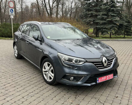 Серый Рено Меган, объемом двигателя 0 л и пробегом 174 тыс. км за 15100 $, фото 3 на Automoto.ua