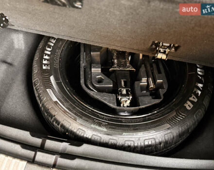 Серый Рено Меган, объемом двигателя 1.5 л и пробегом 183 тыс. км за 14200 $, фото 49 на Automoto.ua