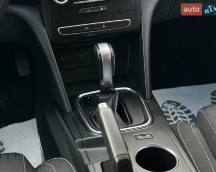 Серый Рено Меган, объемом двигателя 1.46 л и пробегом 188 тыс. км за 13999 $, фото 35 на Automoto.ua