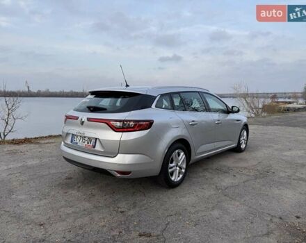 Серый Рено Меган, объемом двигателя 1.5 л и пробегом 165 тыс. км за 13900 $, фото 1 на Automoto.ua