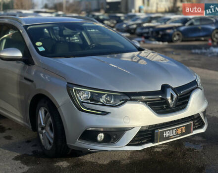 Серый Рено Меган, объемом двигателя 1.46 л и пробегом 188 тыс. км за 13999 $, фото 7 на Automoto.ua