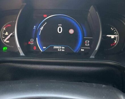 Серый Рено Меган, объемом двигателя 1.5 л и пробегом 200 тыс. км за 12999 $, фото 4 на Automoto.ua