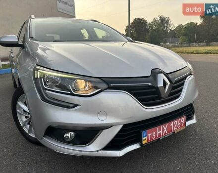 Серый Рено Меган, объемом двигателя 1.5 л и пробегом 113 тыс. км за 12197 $, фото 3 на Automoto.ua