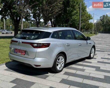 Серый Рено Меган, объемом двигателя 1.5 л и пробегом 163 тыс. км за 14000 $, фото 2 на Automoto.ua