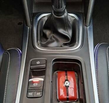 Рено Меган 2018 в Мукачеве на Automoto.ua Серый Рено Меган, объемом двигателя 1.6 л и пробегом 243 тыс. км за 15200 $, фото 22 на Automoto.ua