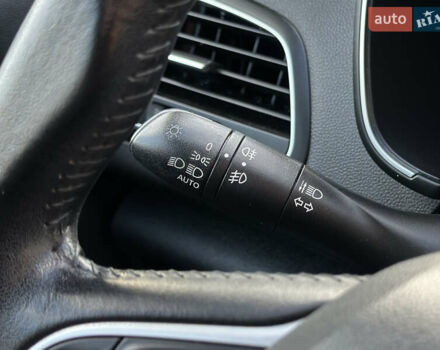 Серый Рено Меган, объемом двигателя 1.46 л и пробегом 188 тыс. км за 13999 $, фото 30 на Automoto.ua