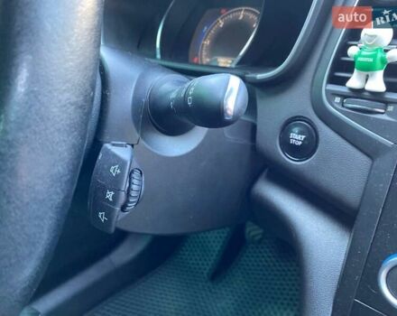 Сірий Рено Меган, об'ємом двигуна 1.46 л та пробігом 151 тис. км за 14300 $, фото 21 на Automoto.ua