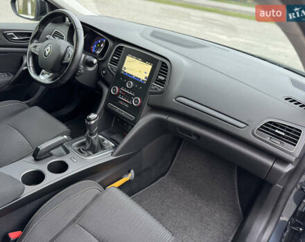 Серый Рено Меган, объемом двигателя 1.5 л и пробегом 178 тыс. км за 13900 $, фото 83 на Automoto.ua