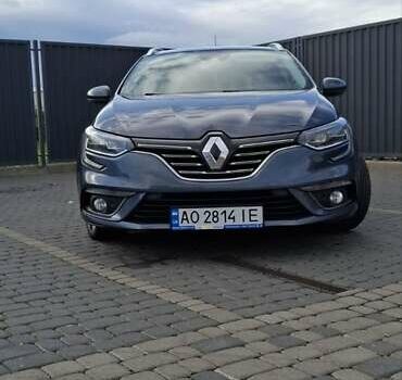 Рено Меган 2018 в Мукачеве на Automoto.ua Серый Рено Меган, объемом двигателя 1.6 л и пробегом 243 тыс. км за 15200 $, фото 2 на Automoto.ua
