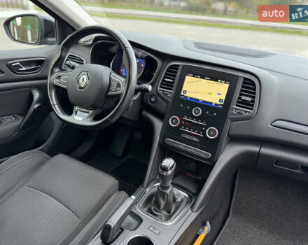 Серый Рено Меган, объемом двигателя 1.5 л и пробегом 178 тыс. км за 13900 $, фото 84 на Automoto.ua