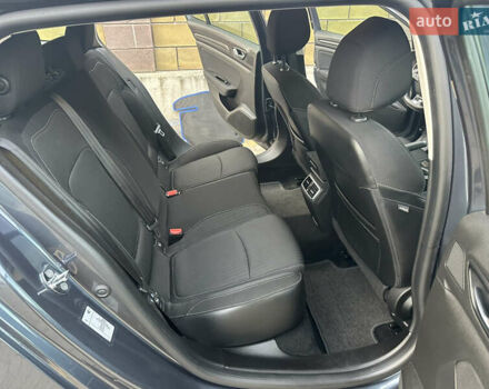 Сірий Рено Меган, об'ємом двигуна 1.5 л та пробігом 230 тис. км за 13300 $, фото 44 на Automoto.ua