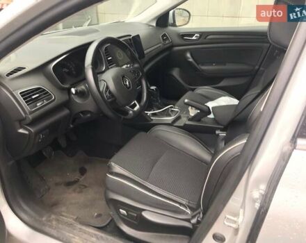 Серый Рено Меган, объемом двигателя 1.5 л и пробегом 242 тыс. км за 13000 $, фото 1 на Automoto.ua