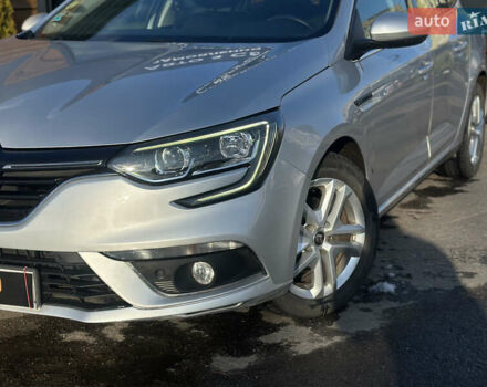 Серый Рено Меган, объемом двигателя 1.46 л и пробегом 188 тыс. км за 13999 $, фото 3 на Automoto.ua