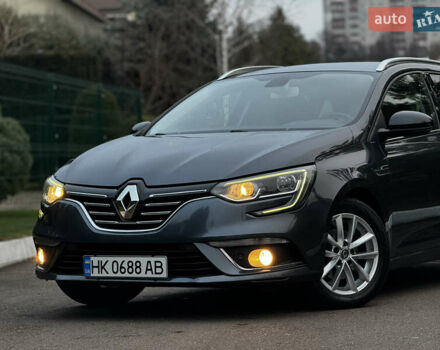 Серый Рено Меган, объемом двигателя 1.5 л и пробегом 240 тыс. км за 12500 $, фото 3 на Automoto.ua