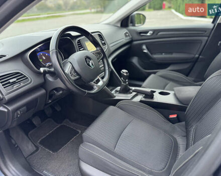 Серый Рено Меган, объемом двигателя 1.5 л и пробегом 178 тыс. км за 13900 $, фото 74 на Automoto.ua