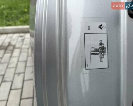 Сірий Рено Меган, об'ємом двигуна 1.5 л та пробігом 237 тис. км за 13450 $, фото 87 на Automoto.ua