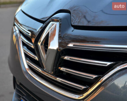 Серый Рено Меган, объемом двигателя 1.46 л и пробегом 128 тыс. км за 15800 $, фото 2 на Automoto.ua