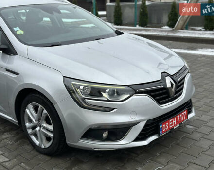 Серый Рено Меган, объемом двигателя 1.46 л и пробегом 211 тыс. км за 13550 $, фото 3 на Automoto.ua