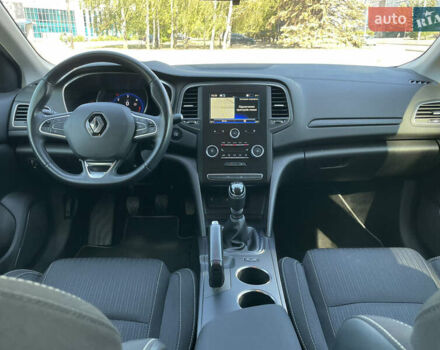 Серый Рено Меган, объемом двигателя 1.46 л и пробегом 164 тыс. км за 15100 $, фото 17 на Automoto.ua