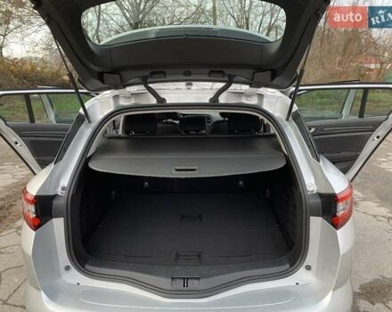 Серый Рено Меган, объемом двигателя 1.46 л и пробегом 230 тыс. км за 13400 $, фото 14 на Automoto.ua