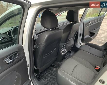 Серый Рено Меган, объемом двигателя 1.46 л и пробегом 230 тыс. км за 13400 $, фото 10 на Automoto.ua