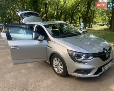 Рено Меган 2019 в Житомире на Automoto.ua Серый Рено Меган, объемом двигателя 1.46 л и пробегом 229 тыс. км за 13250 $, фото 15 на Automoto.ua