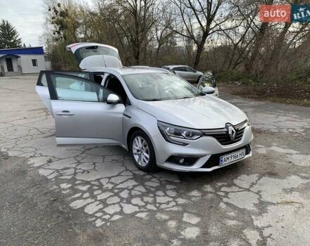 Серый Рено Меган, объемом двигателя 1.46 л и пробегом 230 тыс. км за 13400 $, фото 17 на Automoto.ua